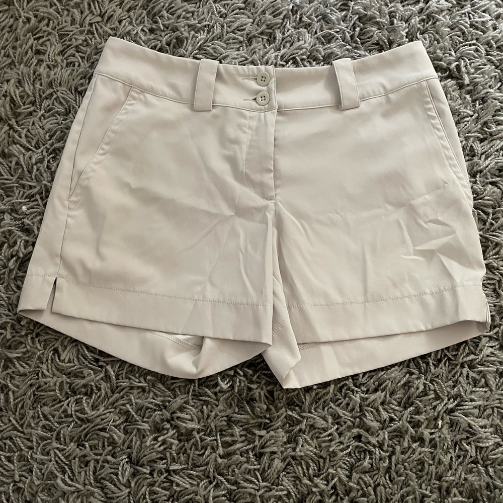Nike Golf Shorts !! Basically brand new !!